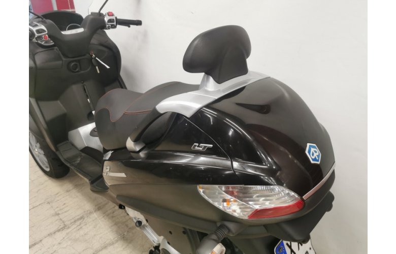 PIAGGIO MP3 250 2009