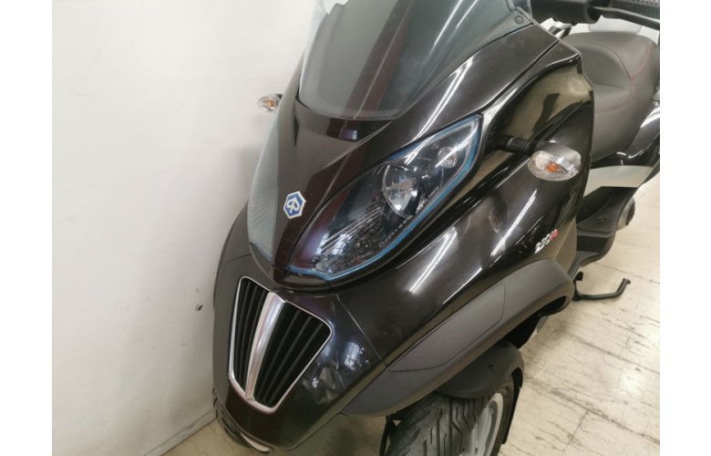 PIAGGIO MP3 250 2009