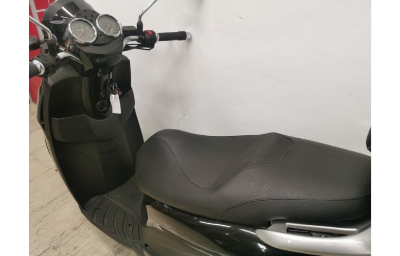 PIAGGIO CARNABY 300 2013