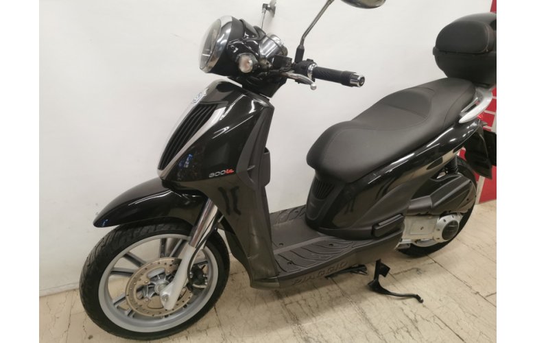 PIAGGIO CARNABY 300 2013