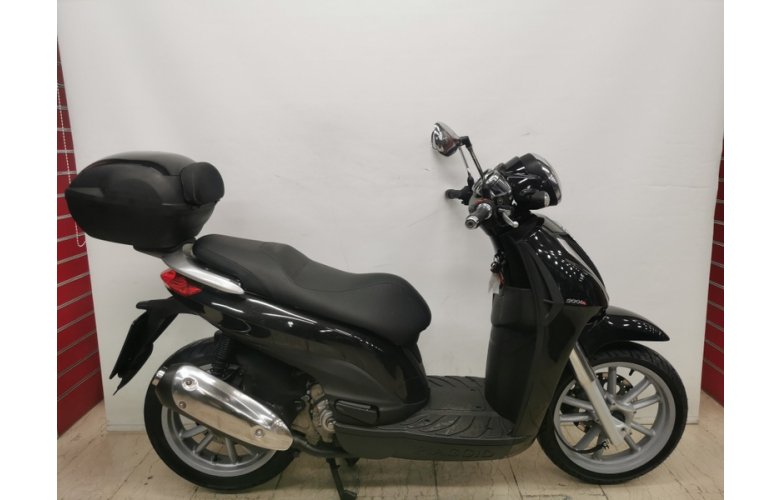 PIAGGIO CARNABY 300 2013