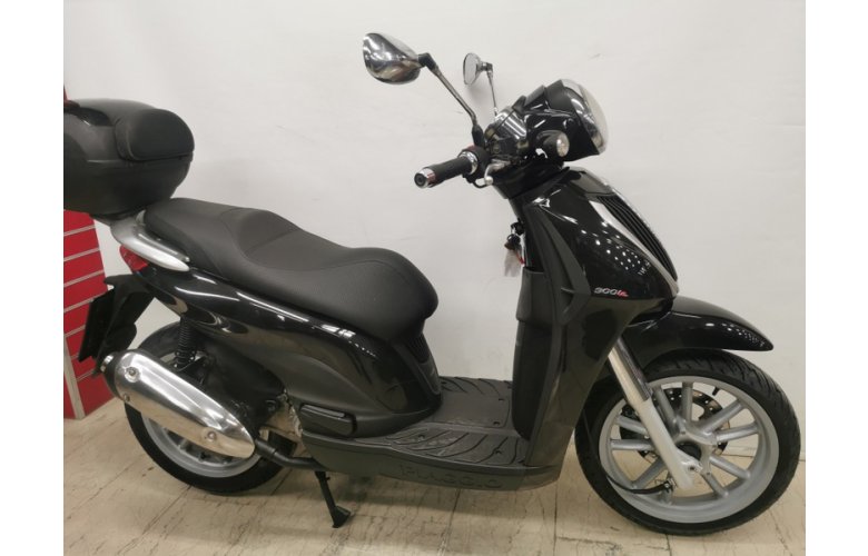 PIAGGIO CARNABY 300 2013