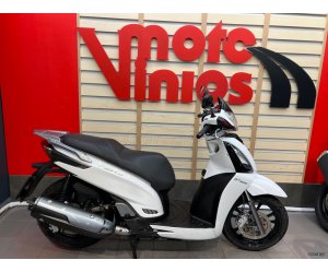 Kymco People GTi 2011 200