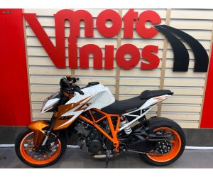 KTM 1290 Super Duke R 2016