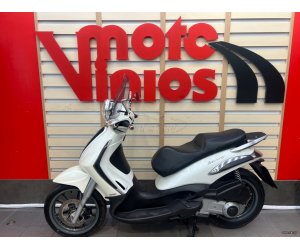 Piaggio Beverly 300i Tourer 2010